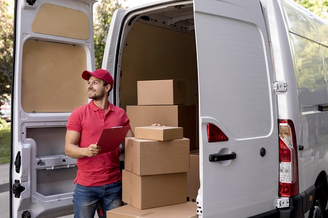 parcel pickup and delivery service in Gurgaon near Sector 45